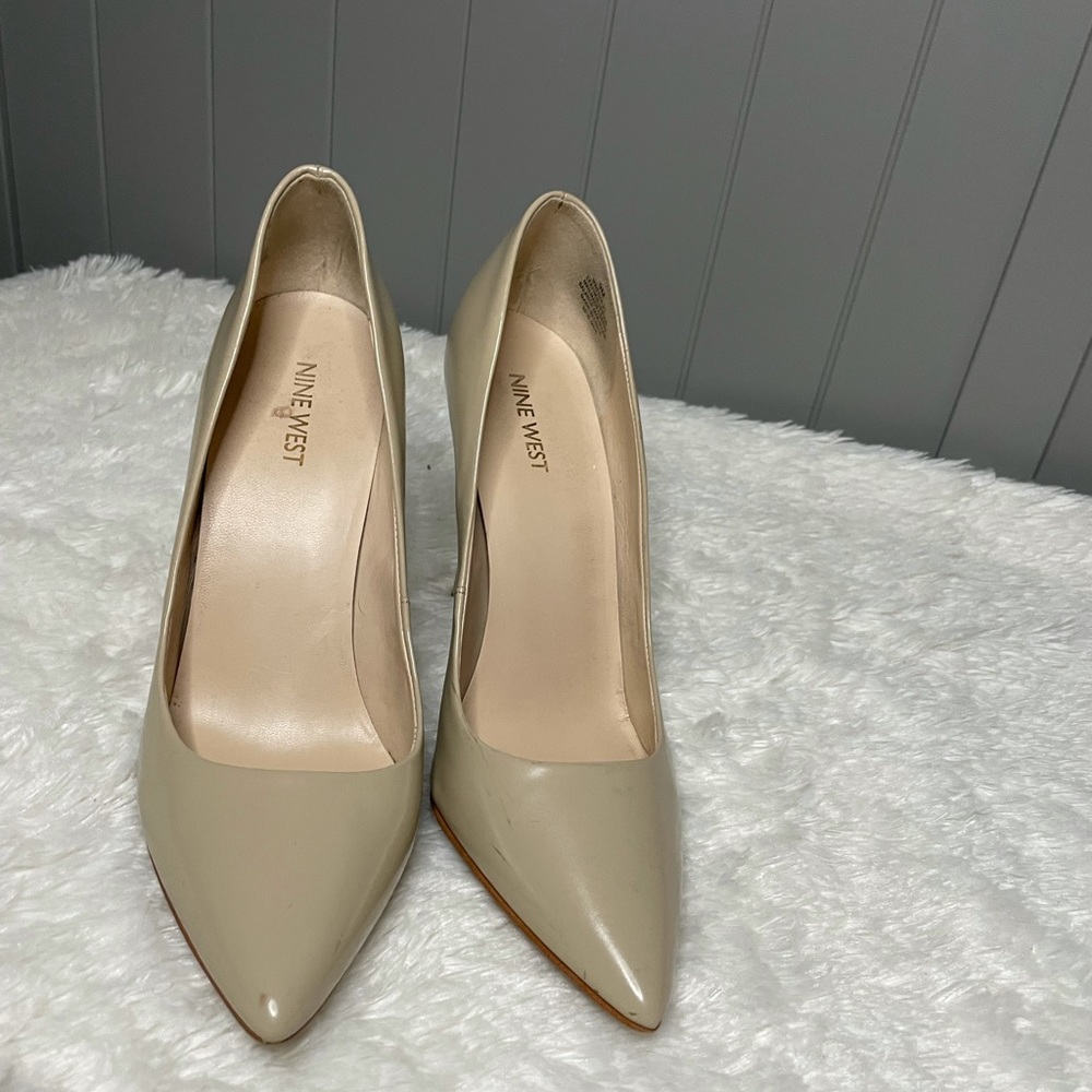 Nine West pointed heels